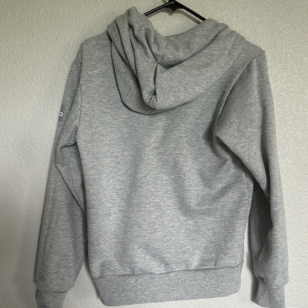 ALO yoga, gray zipper hoodie - Picture 7 of 8